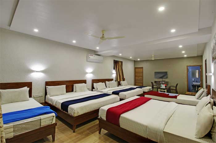 9-beds-family-room